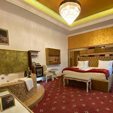 Vila Imperial One Luxury Boutique Hotel Făgăraş Exterior foto