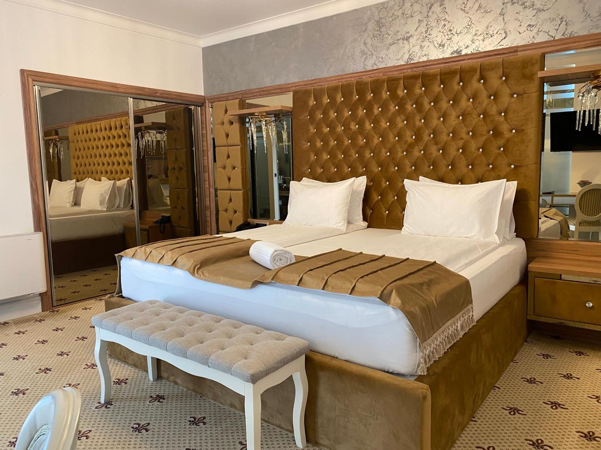 Vila Imperial One Luxury Boutique Hotel Făgăraş Exterior foto